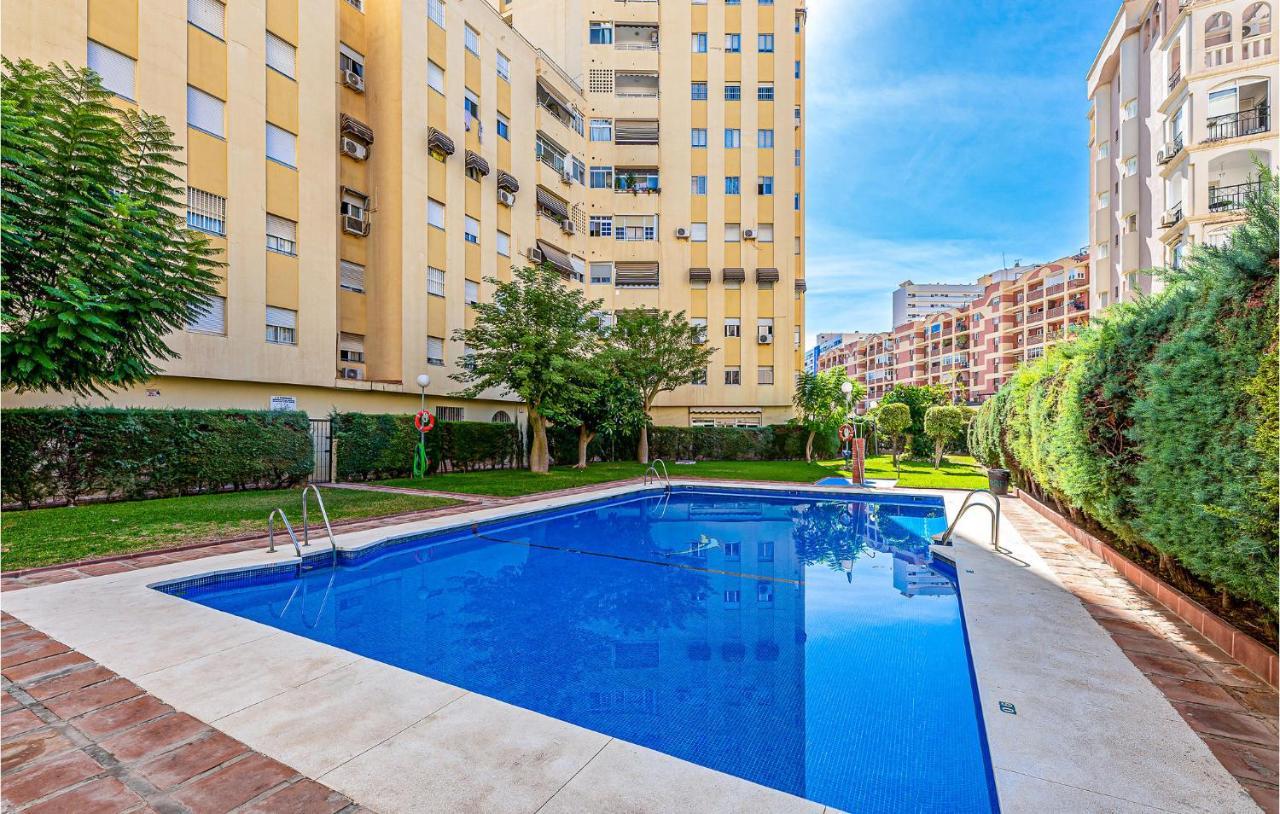 4 Bedroom Nice Apartment In Torremolinos Buitenkant foto